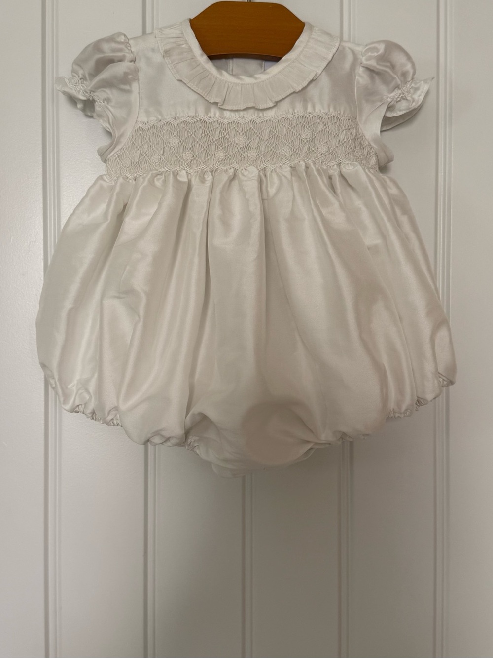 Antoinette Paris Baby Bubble Romper 9M Smocked Ceremony Christening Silk Blend